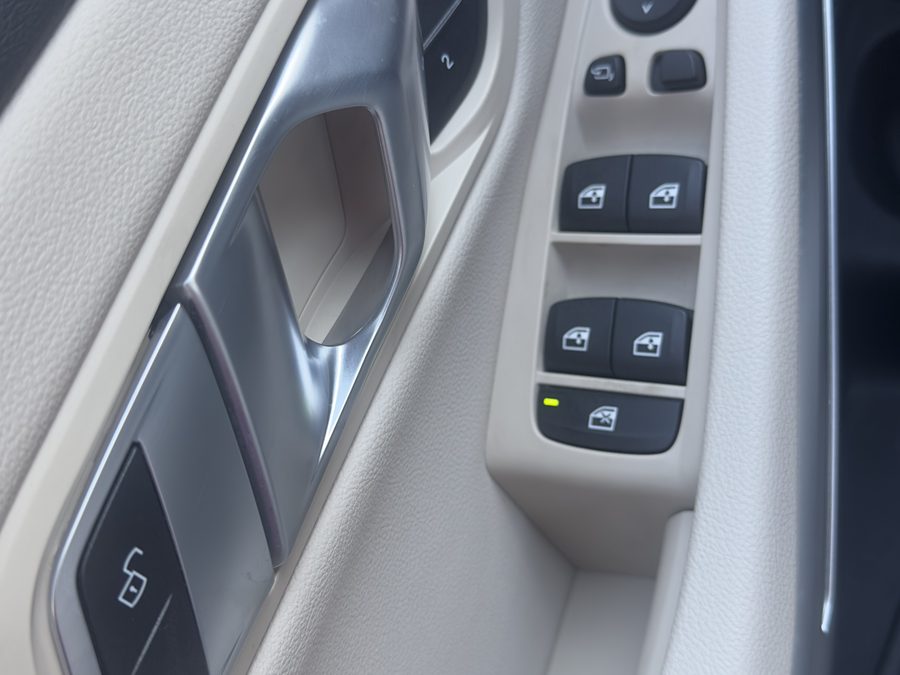 BMW Seria 3 330e Plug-in Hybrid – foto 19