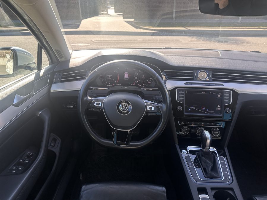 Volkswagen Passat Variant 2.0 TDI 190 CP DSG Highline – foto 5