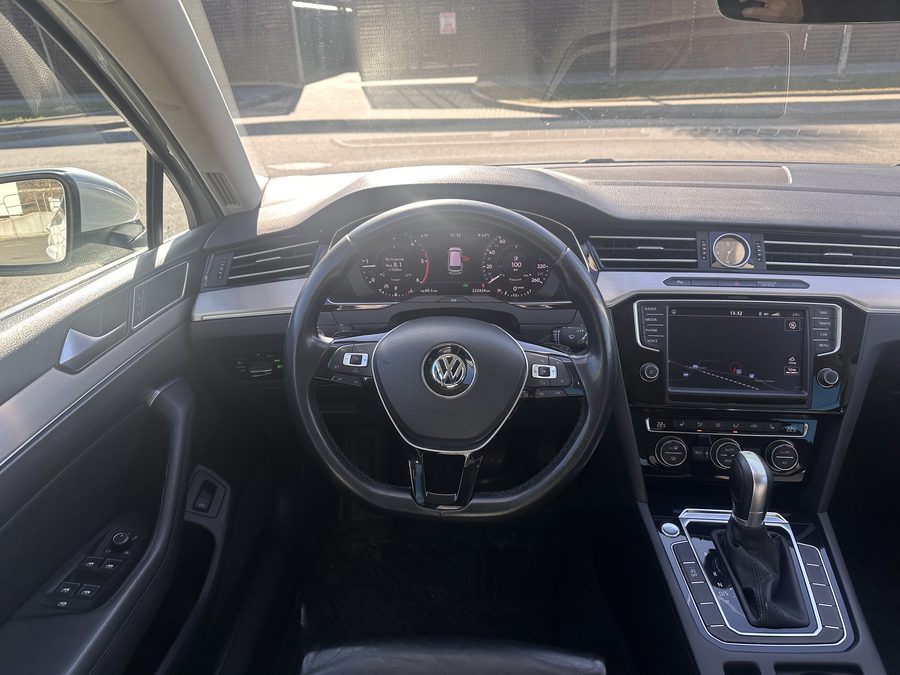 Volkswagen Passat Variant 2.0 TDI 190 CP DSG Highline – foto 6