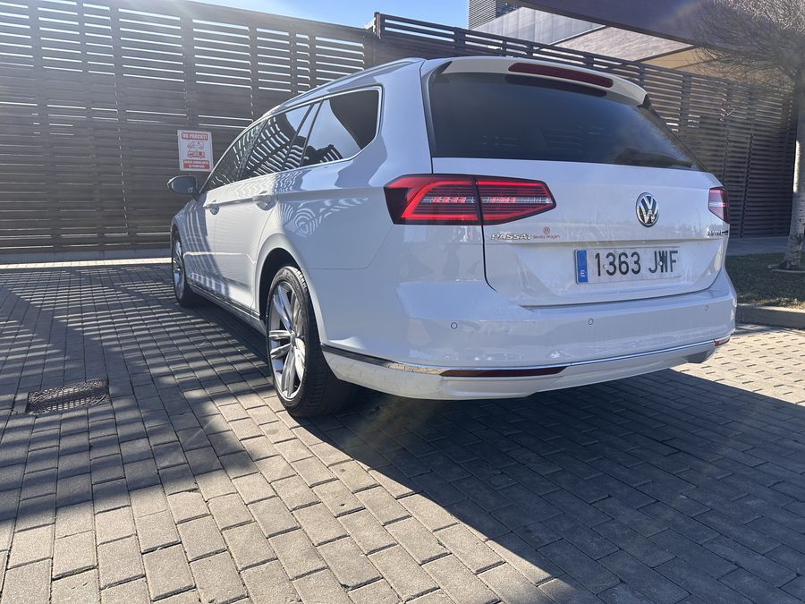 Volkswagen Passat Variant 2.0 TDI 190 CP DSG Highline – foto 16