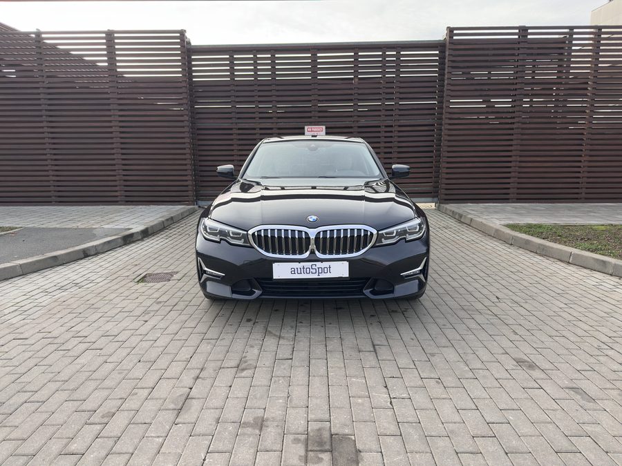 BMW Seria 3 330e Plug-in Hybrid – foto 7