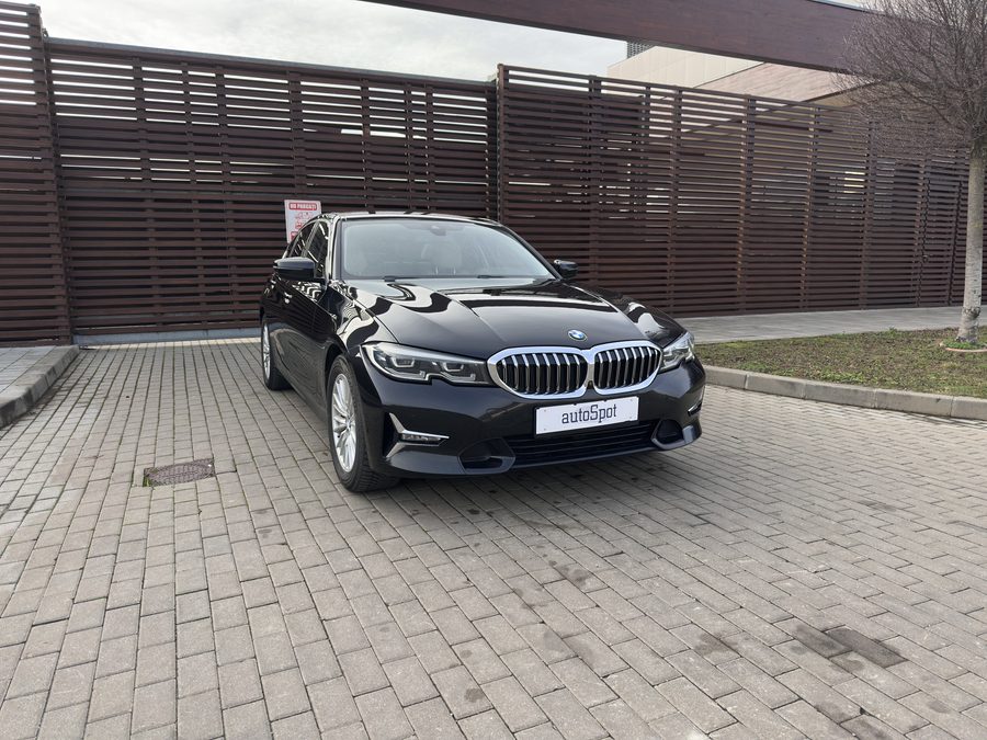 BMW Seria 3 330e Plug-in Hybrid – foto 5