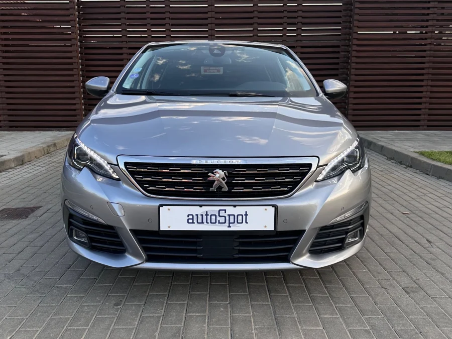Peugeot 308 1.2 PureTech 130 EAT8 Allure Business – foto 36