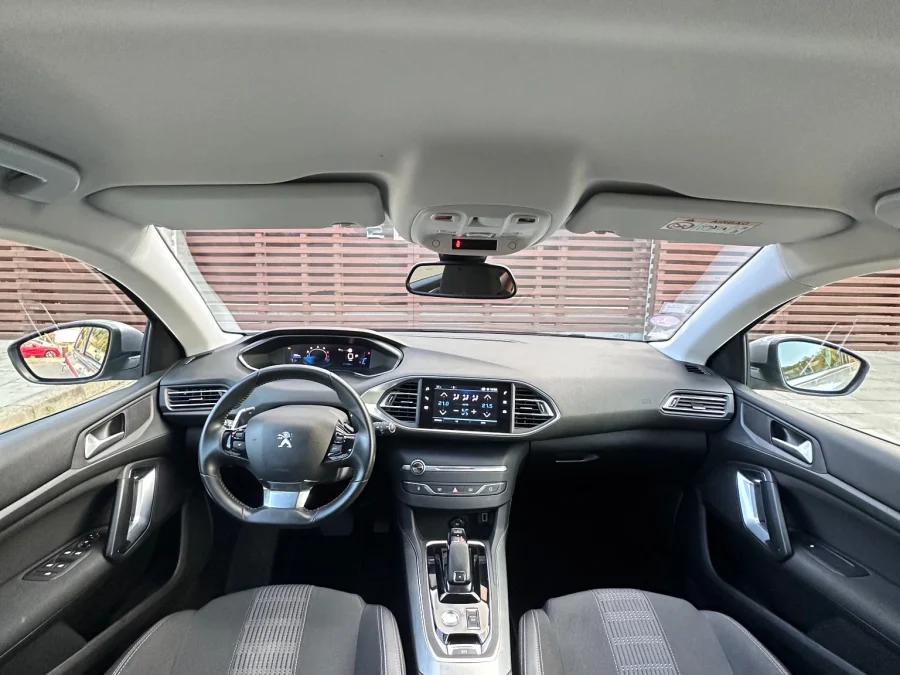 Peugeot 308 1.2 PureTech 130 EAT8 Allure Business – foto 14