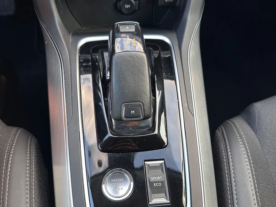 Peugeot 308 1.2 PureTech 130 EAT8 Allure Business – foto 6