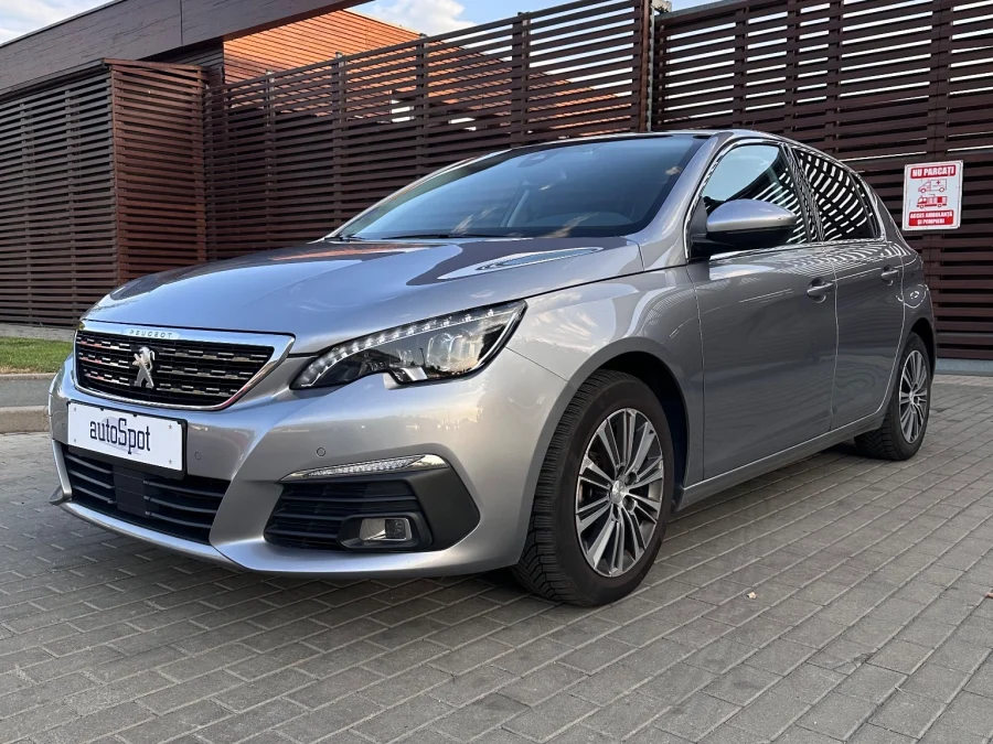 Peugeot 308 1.2 PureTech 130 EAT8 Allure Business, 2020